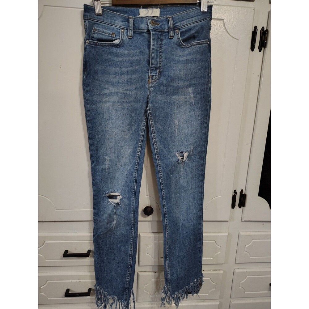 We The Free People Frayed Raw Hem Distressed Skinny Jeans Light wash Size 27